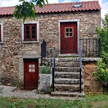 Casa Do Loureiro Villa Ferrarias  Exterior photo